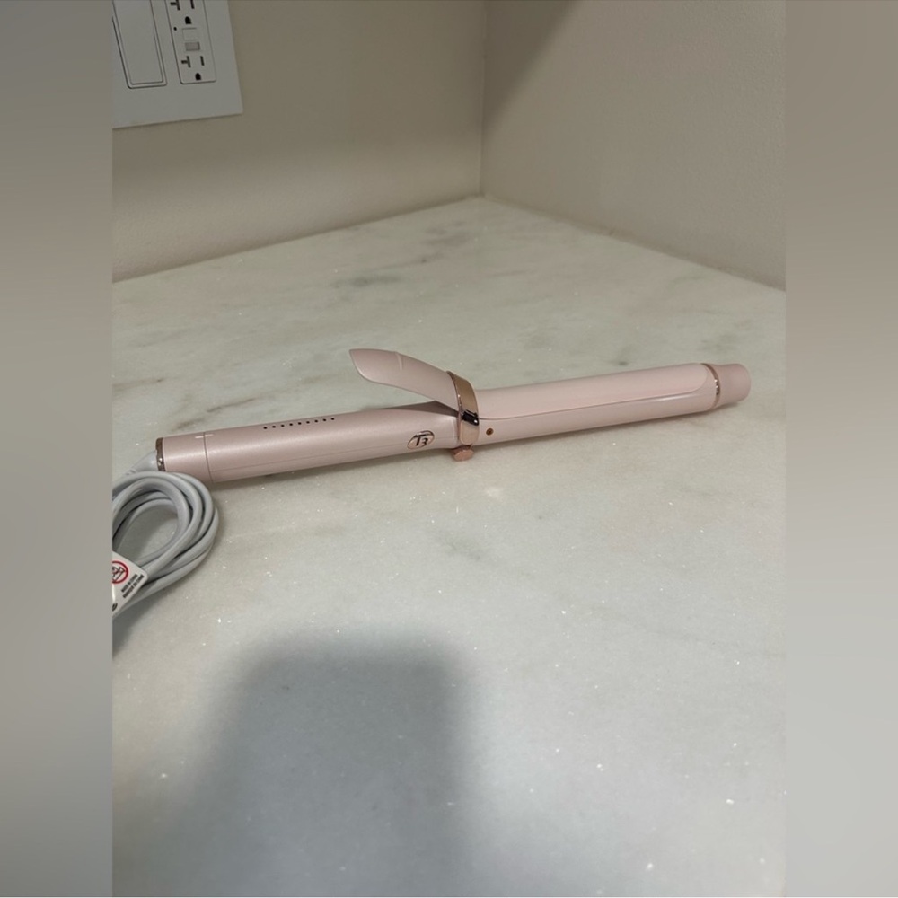 T3 SinglePass Curling Iron - Satin Blush - 1.25"